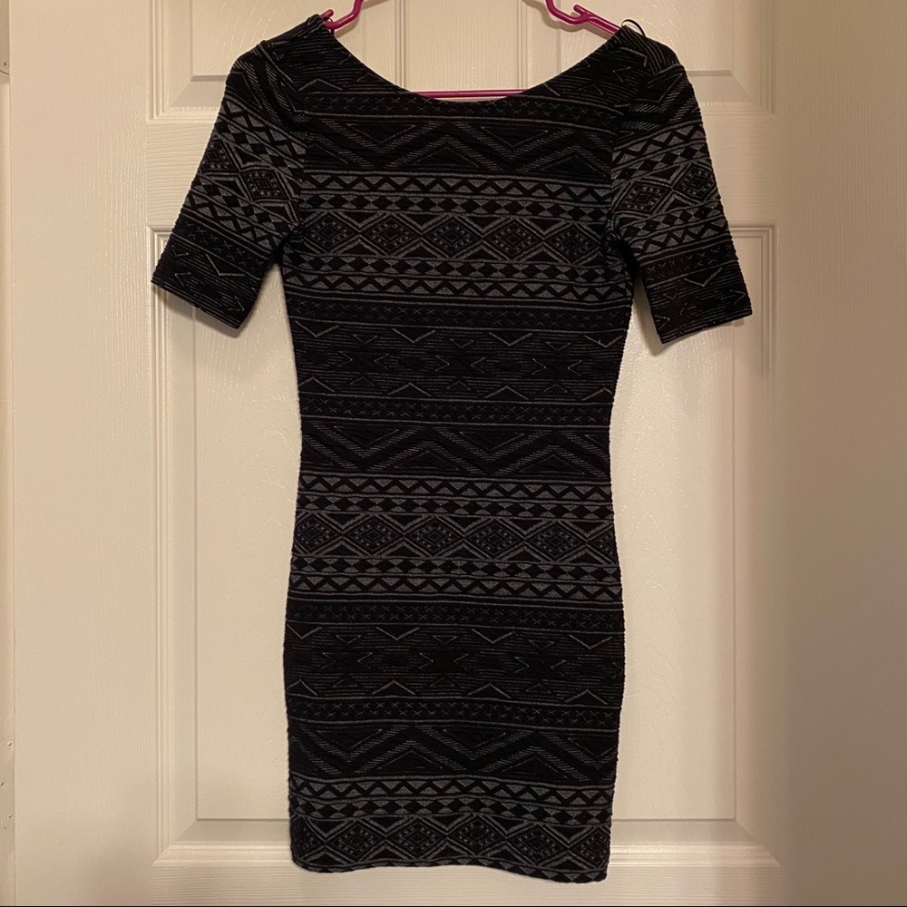 H&M Divided Aztec Dress size 6